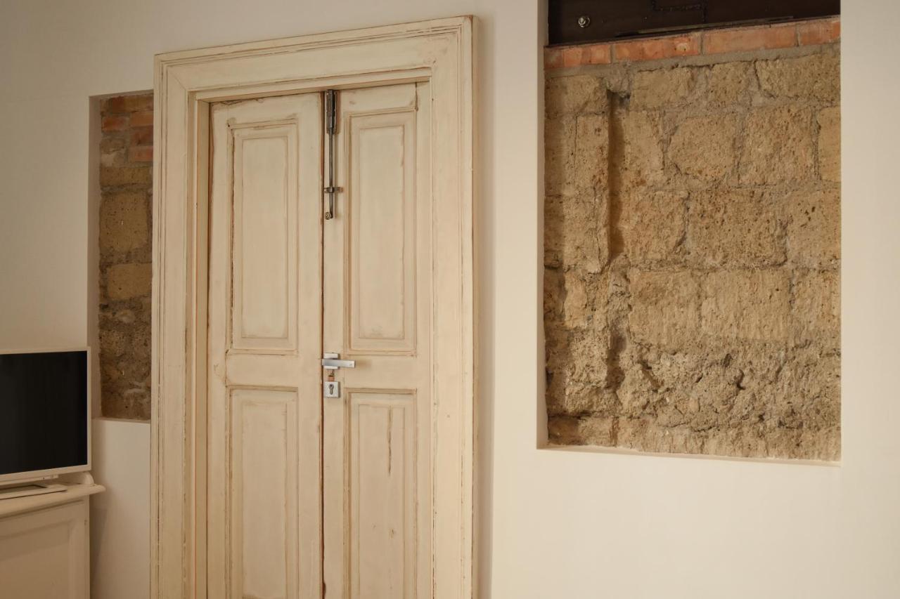Belledonne & Gallery Neapel