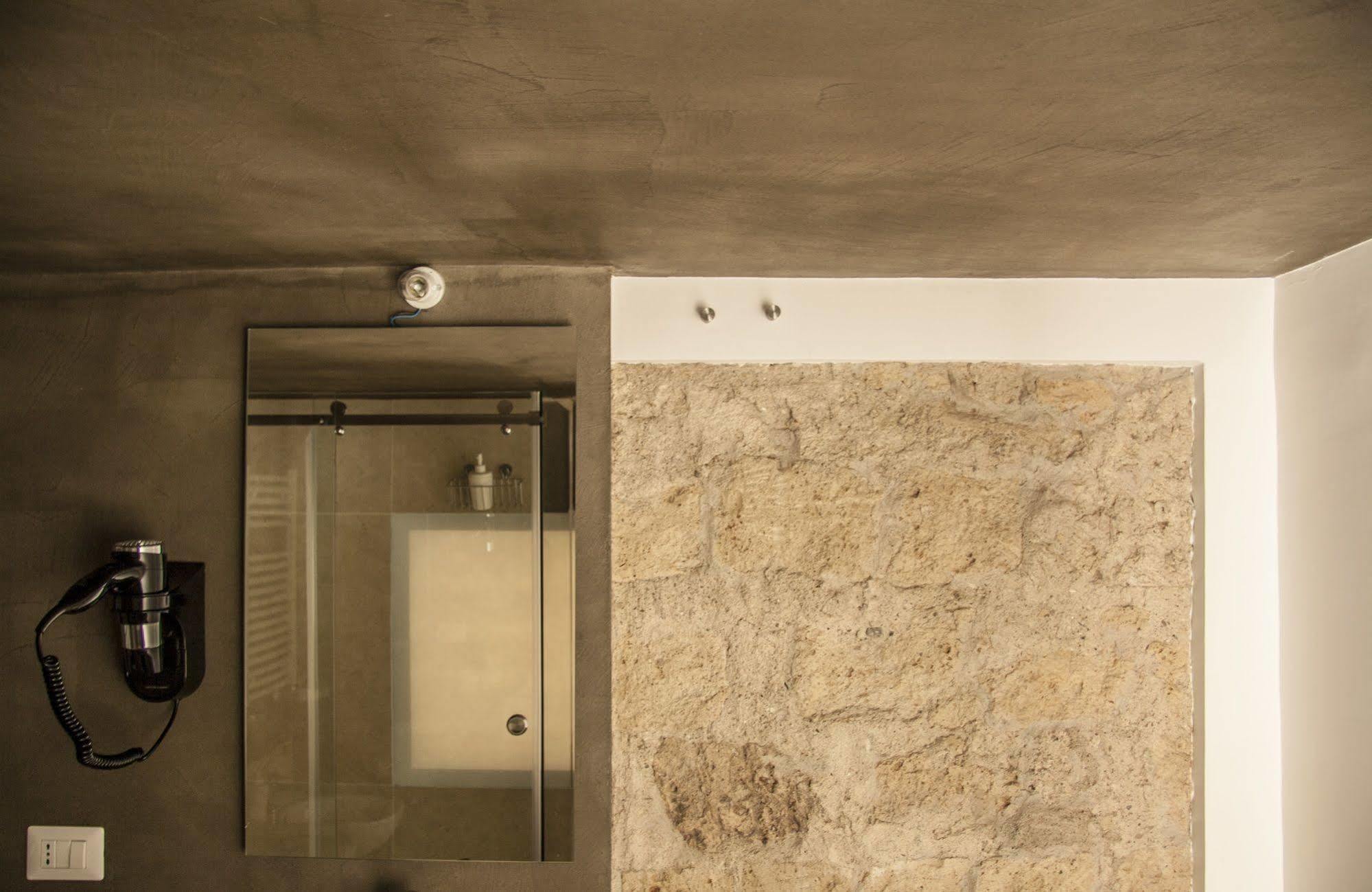 Belledonne & Gallery Bed & Breakfast 3*