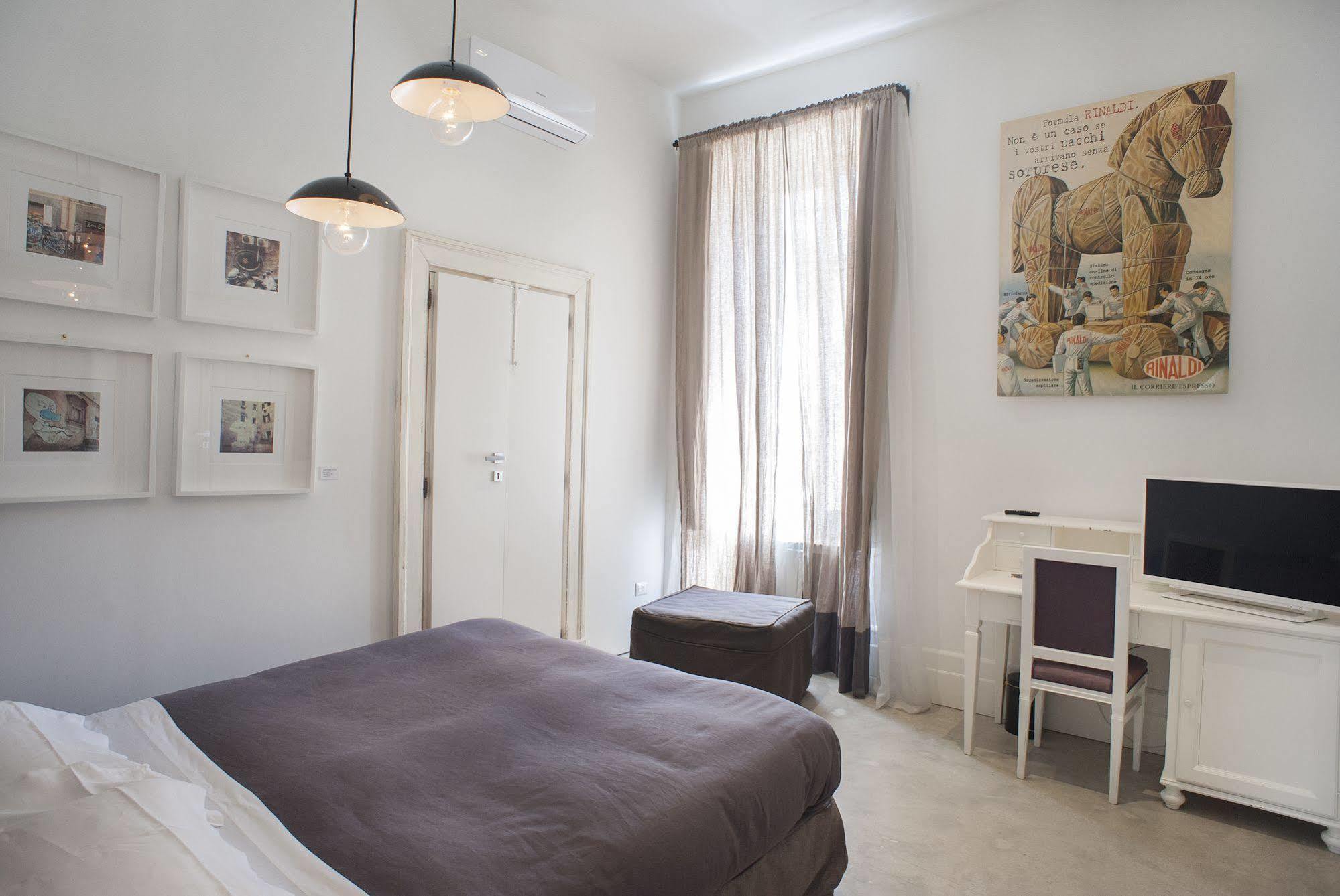 Bed & Breakfast Belledonne & Gallery Napels