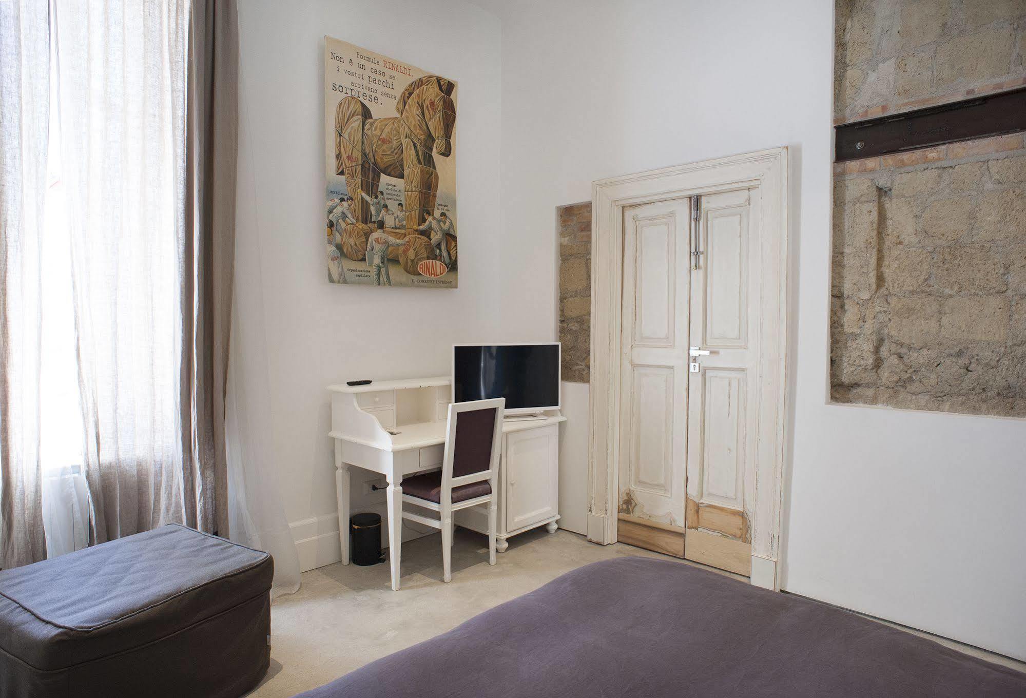 Belledonne & Gallery Bed & Breakfast Napels